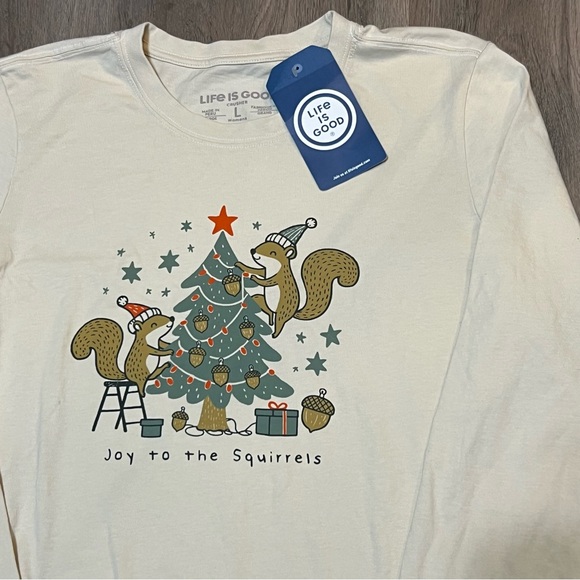 Life is Good Women’s Large Crusher Tee Long Sleeve Beige Christmas Joy Squirrels - Picture 2 of 5